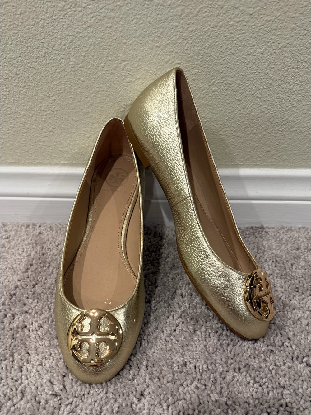 NWOT Tory Burch Claire Ballerina gold ballet flats 7.5